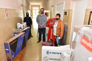 Equipamiento - Centros de Aislamiento COVID (2)_