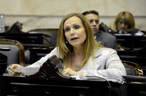 cresto_mayda_en_la_banca