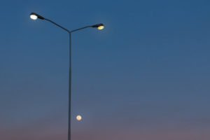 poste de luz alumbrado