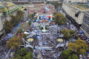 plaza de mayo acto
