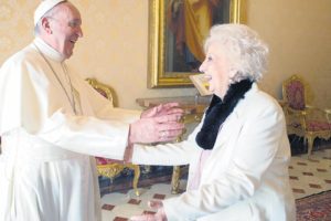 papa francisco estella carlotto