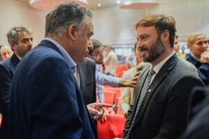 azcue Yamandú Orsi