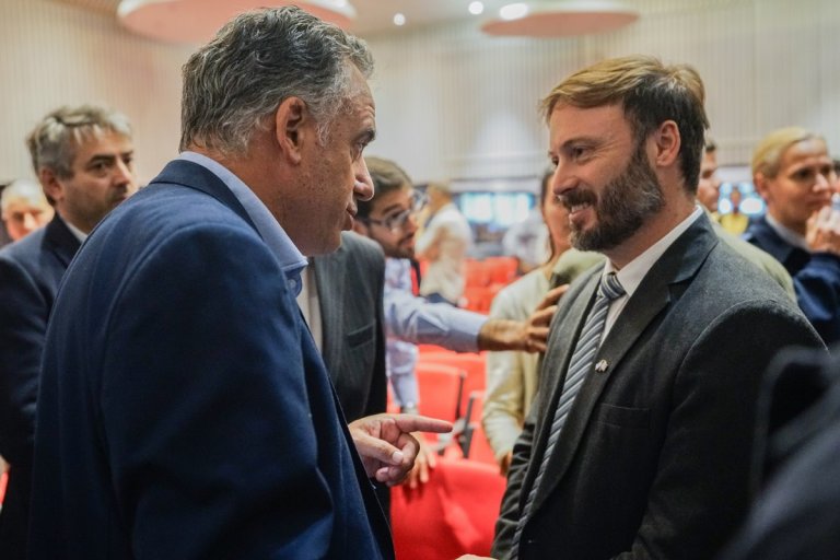 azcue Yamandú Orsi
