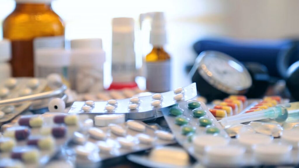 La compra de medicamentos sigue siendo un privilegio solo para una parte de la población mundial. Foto OMS