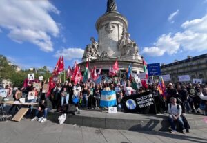 Manifestacion de solidaridad con Argentina en Francia. Foto Silvina Stirnemann..