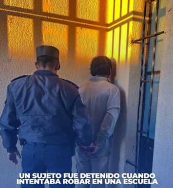 ROBAR ESCUELA...