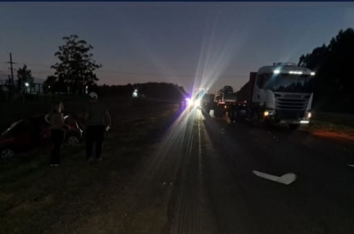CHOQUE AUTOVIA AUTO CAMION...